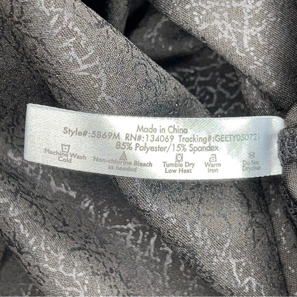 XL EBB AND FLOW LEGGINGS BLACK STRETCH CROPPED ATHLETIC ACTIVEWEAR GOTH SHIMMER - Picture 10 of 10